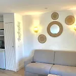 Flat For 4 People With Swimming Pool Tennis Court And Free Parking 227